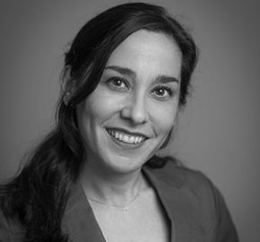 Mexican Spanish voice artist - Adriana L