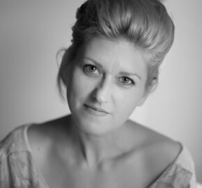 Anita T - voice artist