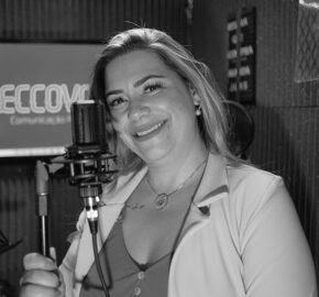 Fernanda L - voice artist