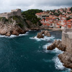 English to Croatian subtitling service