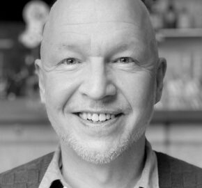 Ilari H - voice artist