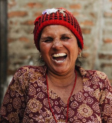 woman laughing at voice-over and subtitling factoids